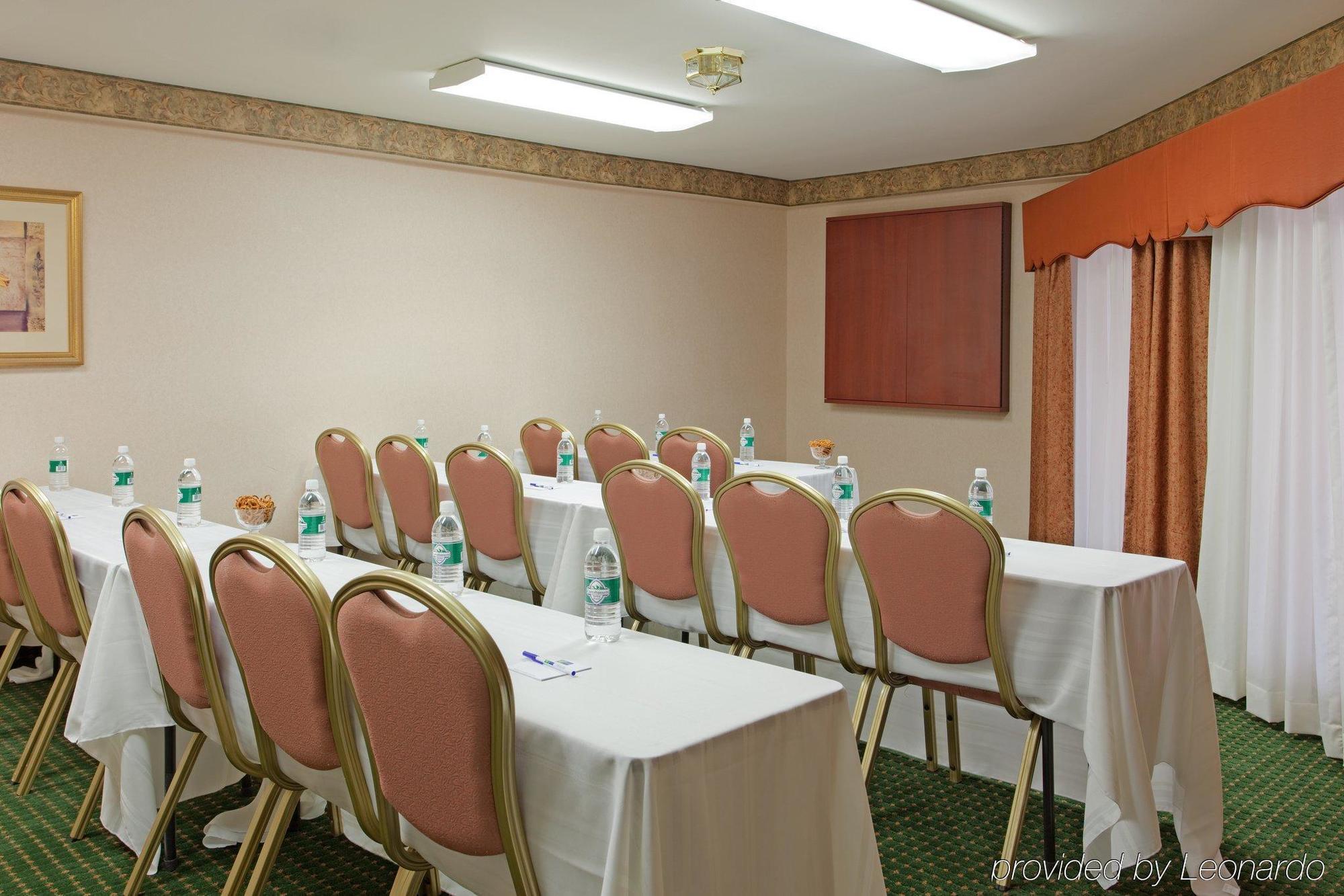 Holiday Inn Express Great Barrington, An Ihg Hotel Facilities photo